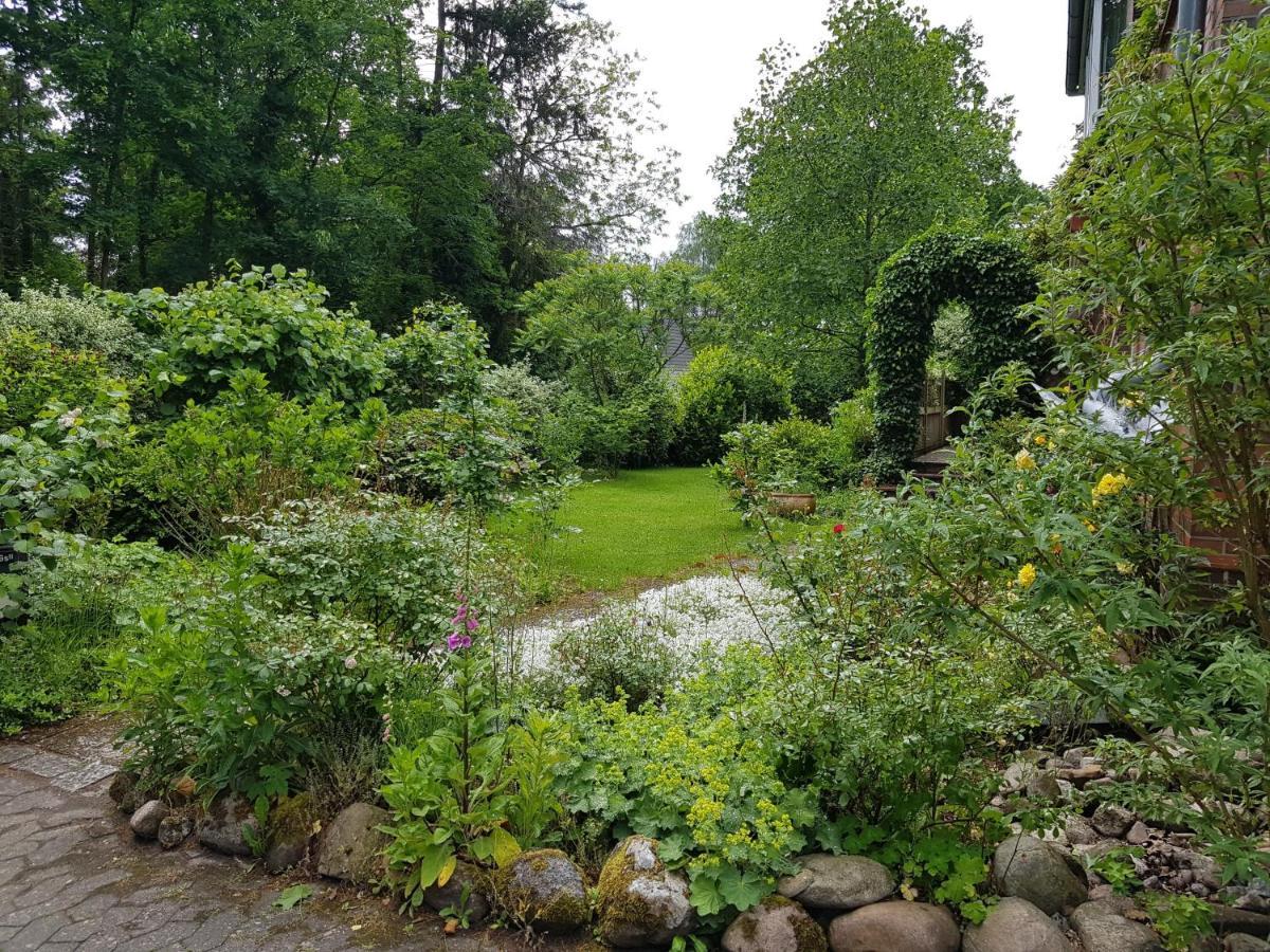 Ferienwohnung Im Naturgarten Шнефердинген Экстерьер фото